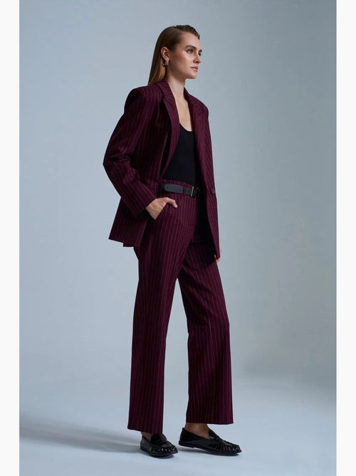 Pantalones sastre de mujer a rayas de pernera recta dilvin - Kiabi Pantalones sastre de mujer a rayas de pernera recta dilvin - Kiabi