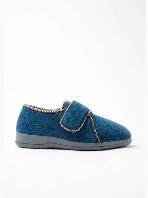 Pantuflas con velcro con ancho confort y forro de pelo. - Afibel - Kiabi Pantuflas con velcro con ancho confort y forro de pelo. - Afibel - Kiabi