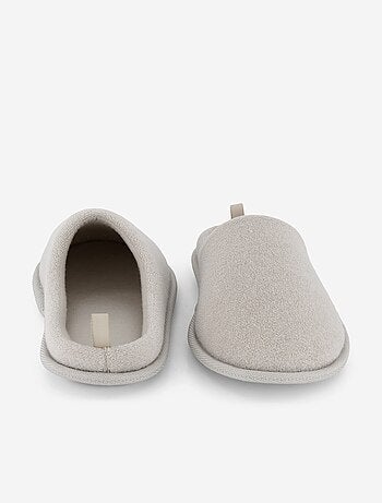 Pantuflas mules lisas