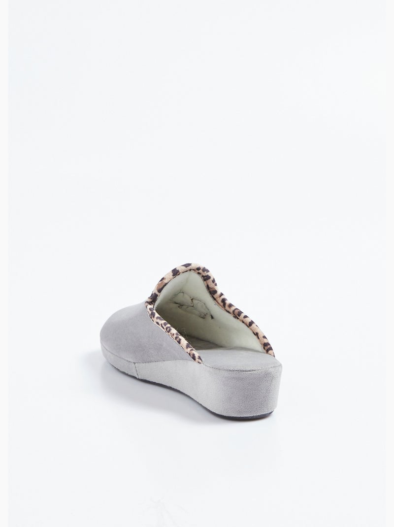 Pantuflas tipo mule de ancho cómodo en tejido aterciopelado - Afibel Gris - Kiabi