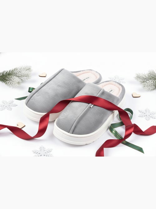 Pantuflas tipo mule hombre terciopelo acanalado MU10121 - Kiabi