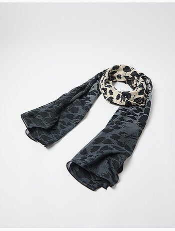 Pañuelo con estampado animal, MO Fashion