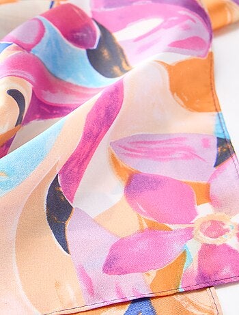 Pañuelo con motivos - 70 x 70 cm