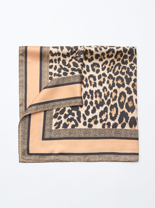 Pañuelo con motivos - 70 x 70 cm - Kiabi Pañuelo con motivos - 70 x 70 cm - Kiabi