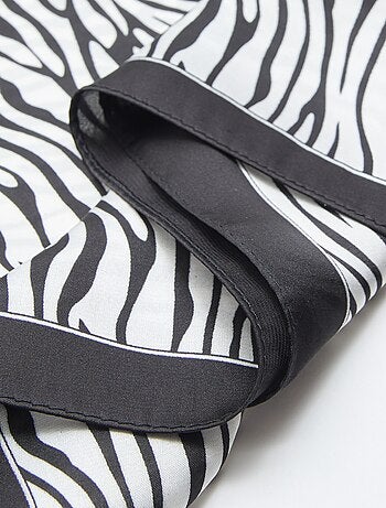 Pañuelo con motivos