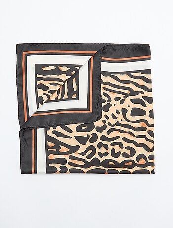 Pañuelo cuadrado con estampado de leopardo