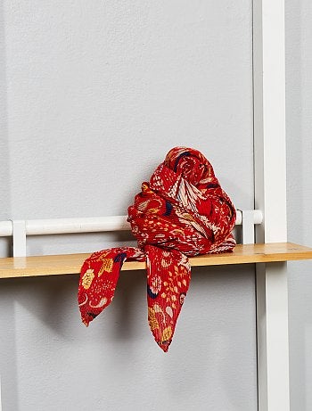 Pañuelo cuadrado plisado con flores - Kiabi