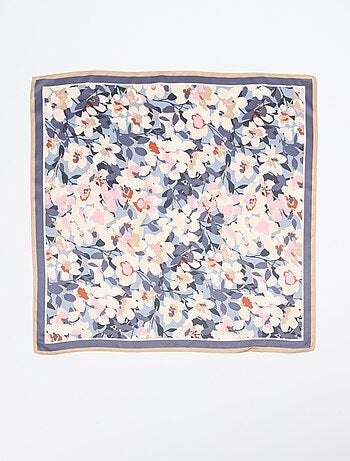 Pañuelo de satén fantasía (65x65 cm)