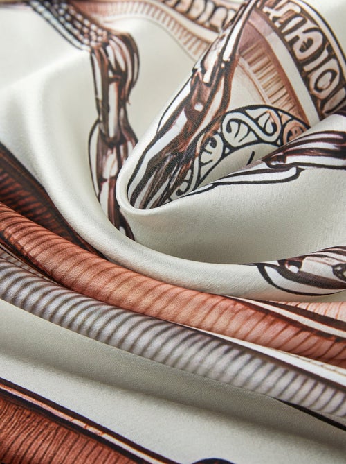 Pañuelo de seda Gran MultiBelts - Kiabi Pañuelo de seda Gran MultiBelts - Kiabi