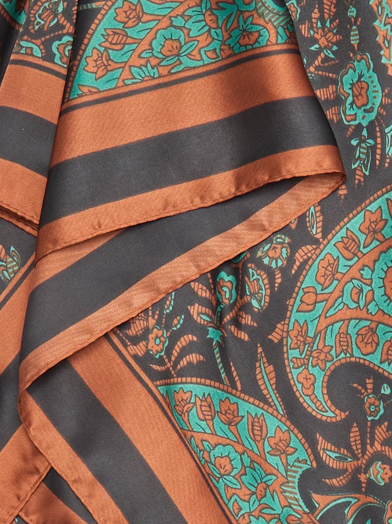 Pañuelo estampado "arabescos" Negro - Kiabi