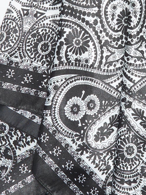 Pañuelo estampado 'arabescos' - Kiabi Pañuelo estampado 'arabescos' - Kiabi