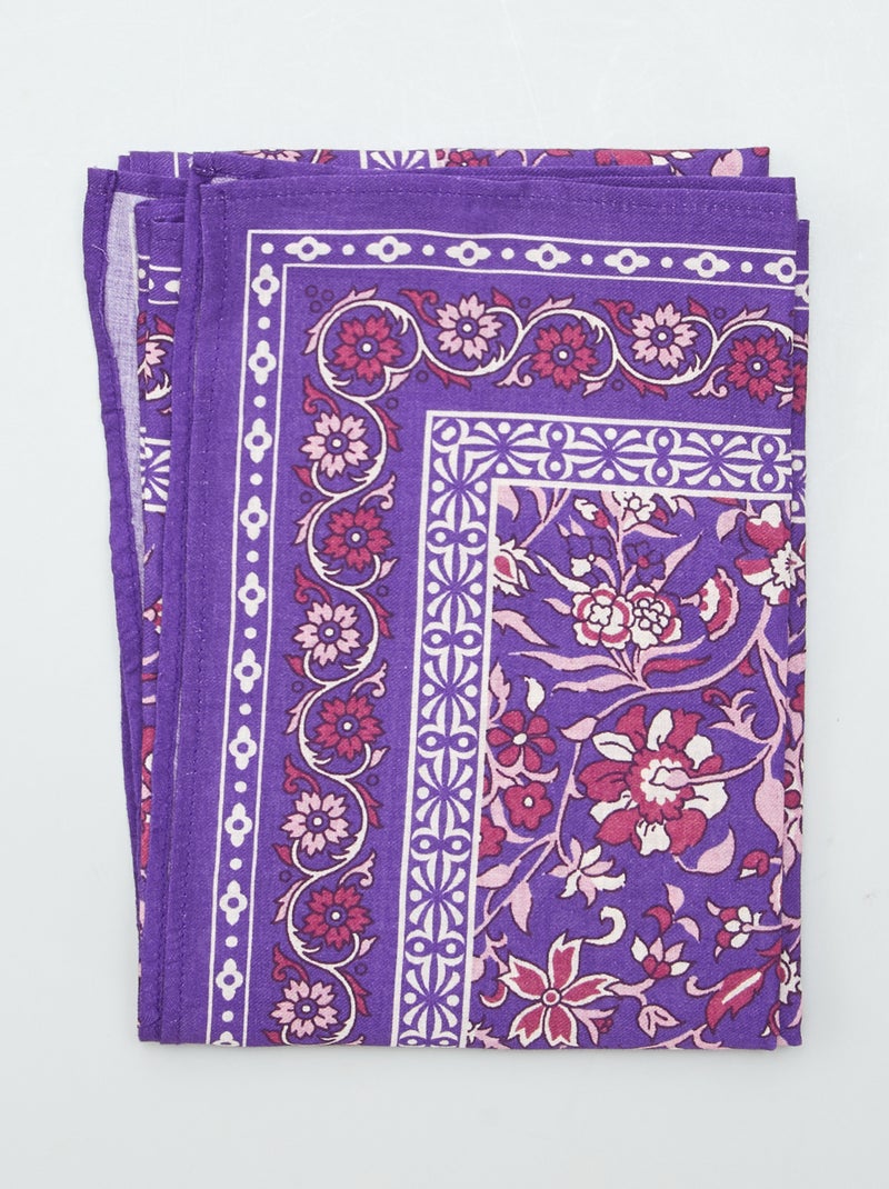 Pañuelo rectangular ROSA - Kiabi