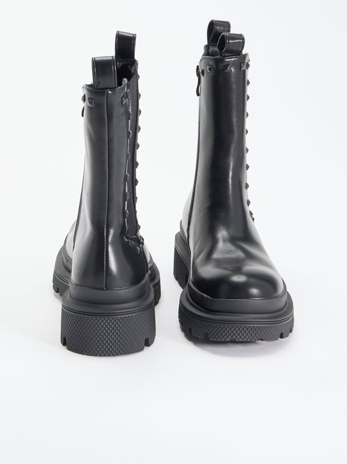 Par de botines de tacón con tachuelas de fantasía - Kiabi Par de botines de tacón con tachuelas de fantasía - Kiabi