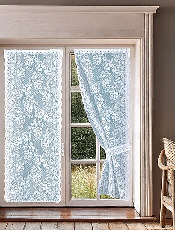 Par de cortinas "Bonne-Femme" con encaje
