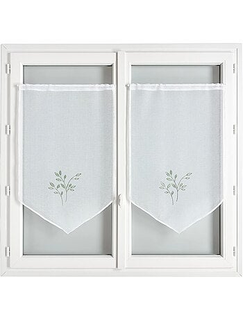 Par de cortinas bordadas