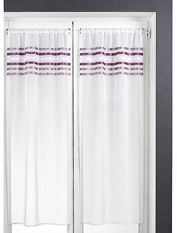 Par de cortinas de rayas horizontales