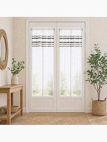 Par de cortinas de rayas horizontales