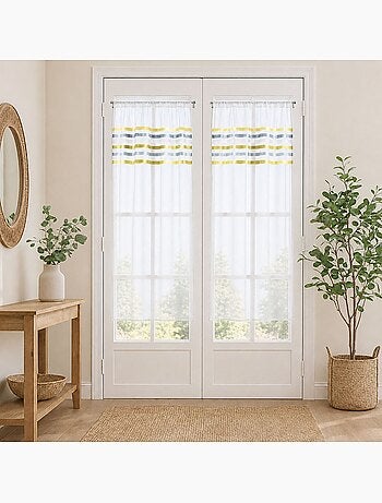 Par de cortinas de rayas horizontales