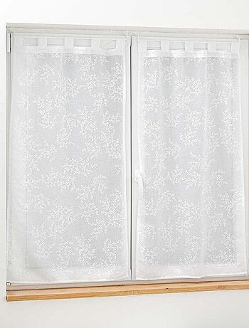Par de cortinas de visillo con trabillas