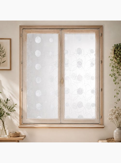 Par de cortinas ligeras rectas de organza bordada - Kiabi Par de cortinas ligeras rectas de organza bordada - Kiabi