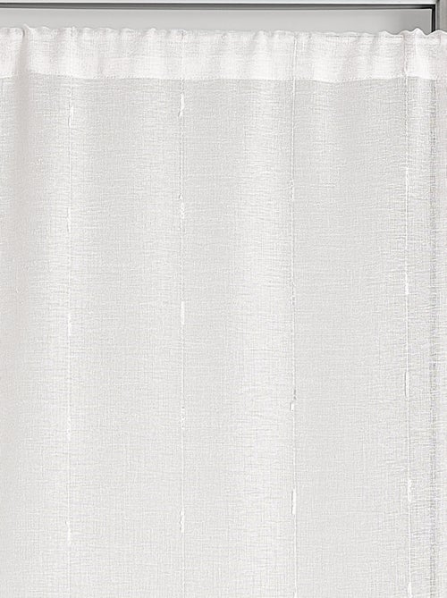 Par de pequeñas cortinas rectas en hilo flameado - Kiabi Par de pequeñas cortinas rectas en hilo flameado - Kiabi
