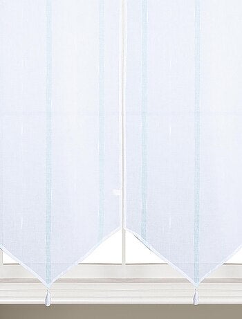 Par de unidades acristaladas con rayas verticales brillantes