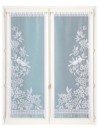 Par de visillos con flecos de encaje con pájaros y flores