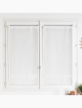 Par de visillos con forro de cintas de macramé