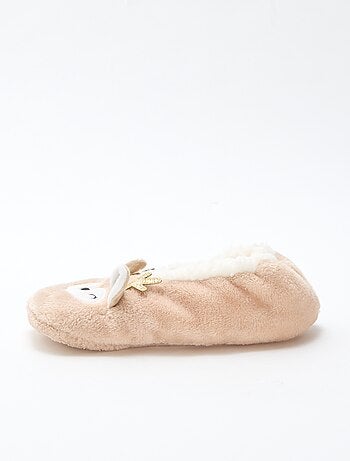 Par de zapatillas forradas con diseño fantasía