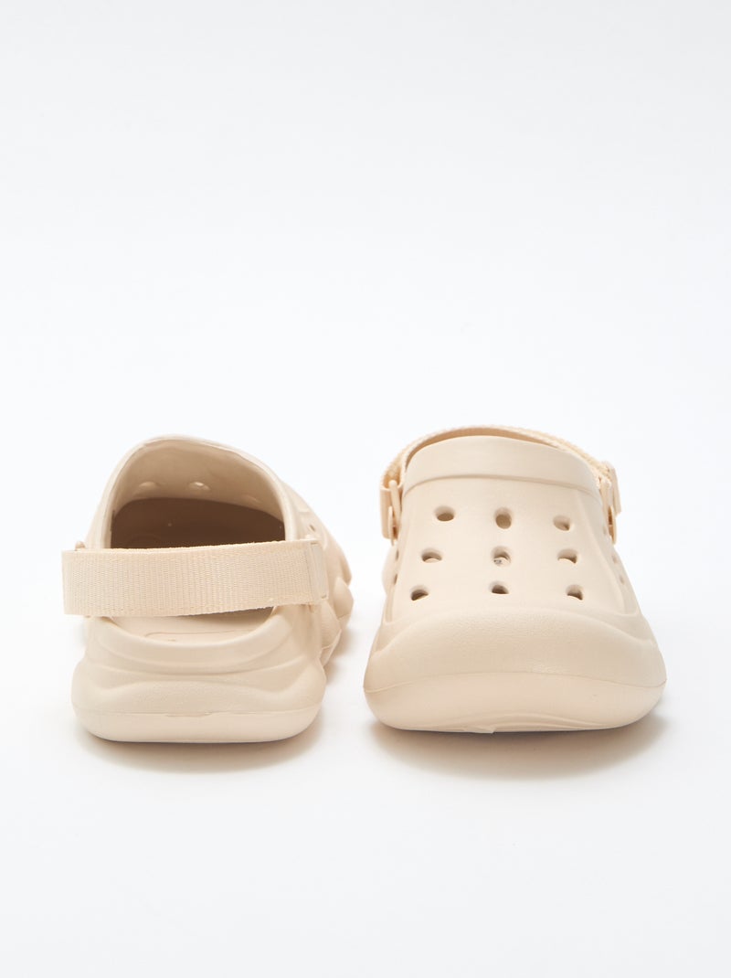 Par de zuecos de playa cerrados Beige - Kiabi