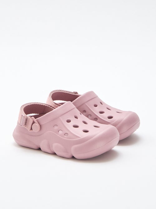 Par de zuecos de playa cerrados lisos - Kiabi