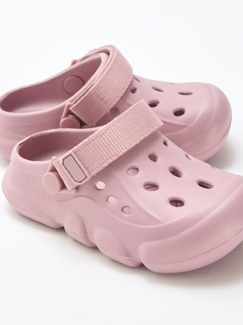 Par de zuecos de playa cerrados lisos - Kiabi