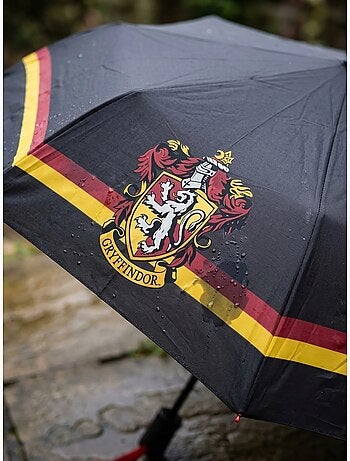 Paraguas gryffindor cambia de color bajo la lluvia harry potter