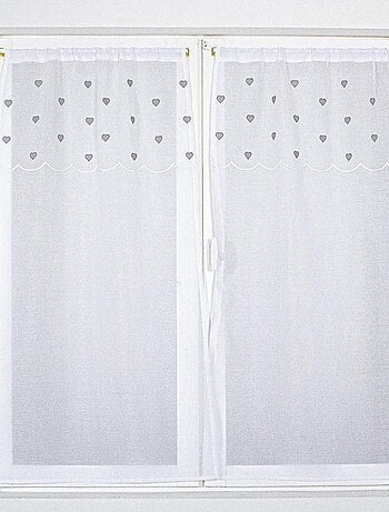 Pareja de muebles rectos esmaltados con chorro de arena y tapa en forma de corazón