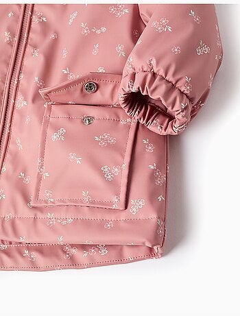 Parka acolchada de goma con capucha