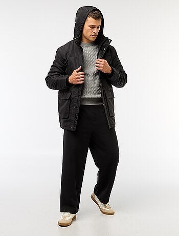 Parka con capucha de largo medio