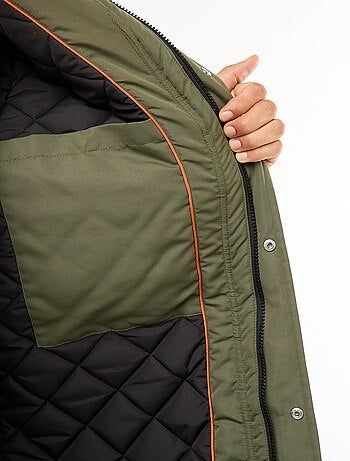 Parka con capucha de largo medio