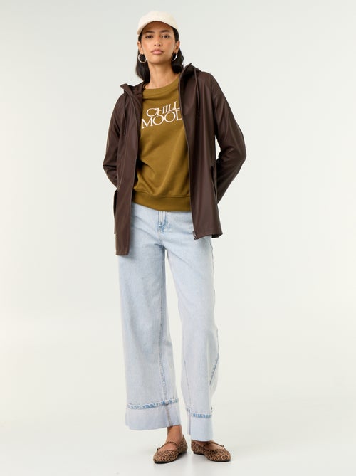 Parka con capucha repelente al agua - Kiabi Parka con capucha repelente al agua - Kiabi