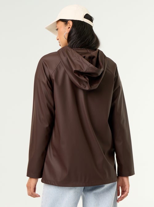 Parka con capucha repelente al agua - Kiabi Parka con capucha repelente al agua - Kiabi