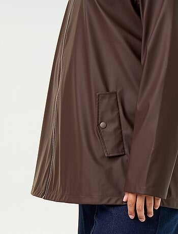 Parka con capucha repelente al agua