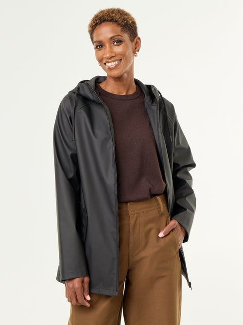Parka con capucha repelente al agua - Kiabi Parka con capucha repelente al agua - Kiabi