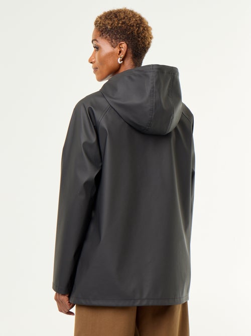 Parka con capucha repelente al agua - Kiabi Parka con capucha repelente al agua - Kiabi