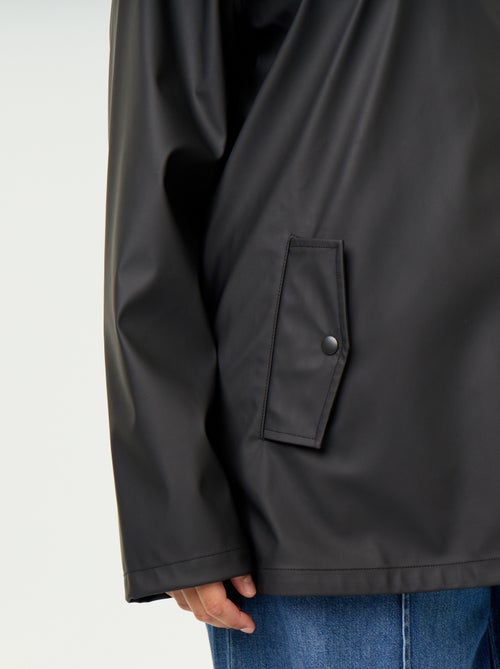 Parka con capucha repelente al agua - Kiabi Parka con capucha repelente al agua - Kiabi