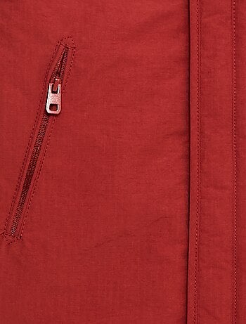 Parka con capucha