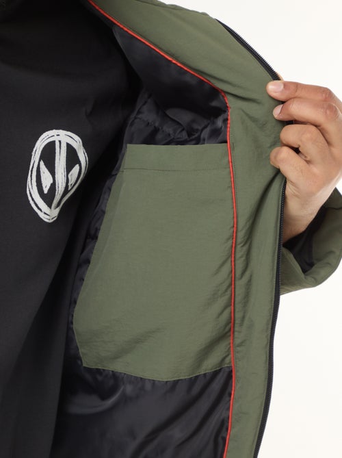 Parka con capucha y bolsillos de parche con doble entrada y forro polar - Kiabi