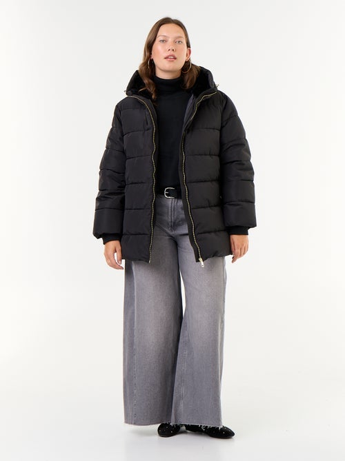 Parka con capucha y forro de pelo sintético - Kiabi Parka con capucha y forro de pelo sintético - Kiabi