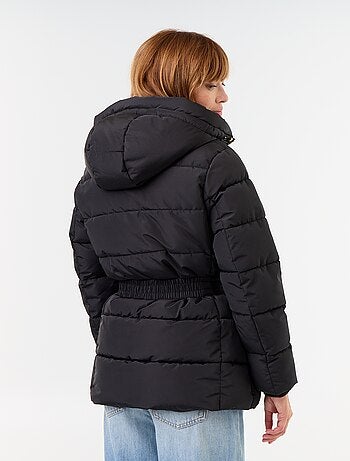 Parka con capucha y forro de pelo sintético