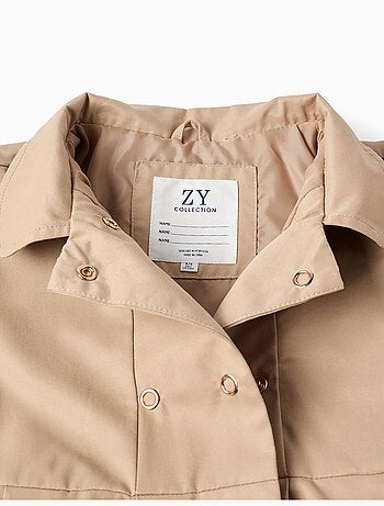 Parka con pliegues y capucha desmontable