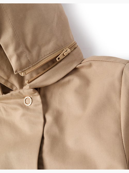 Parka con pliegues y capucha desmontable - Kiabi