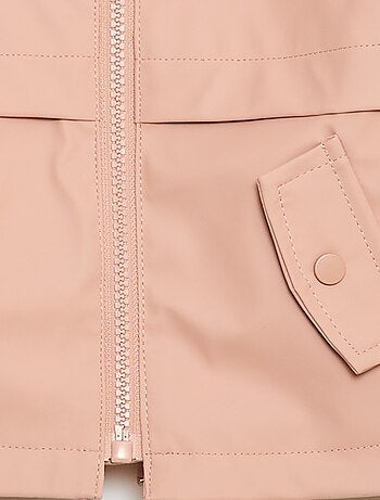 Parka de goma con capucha